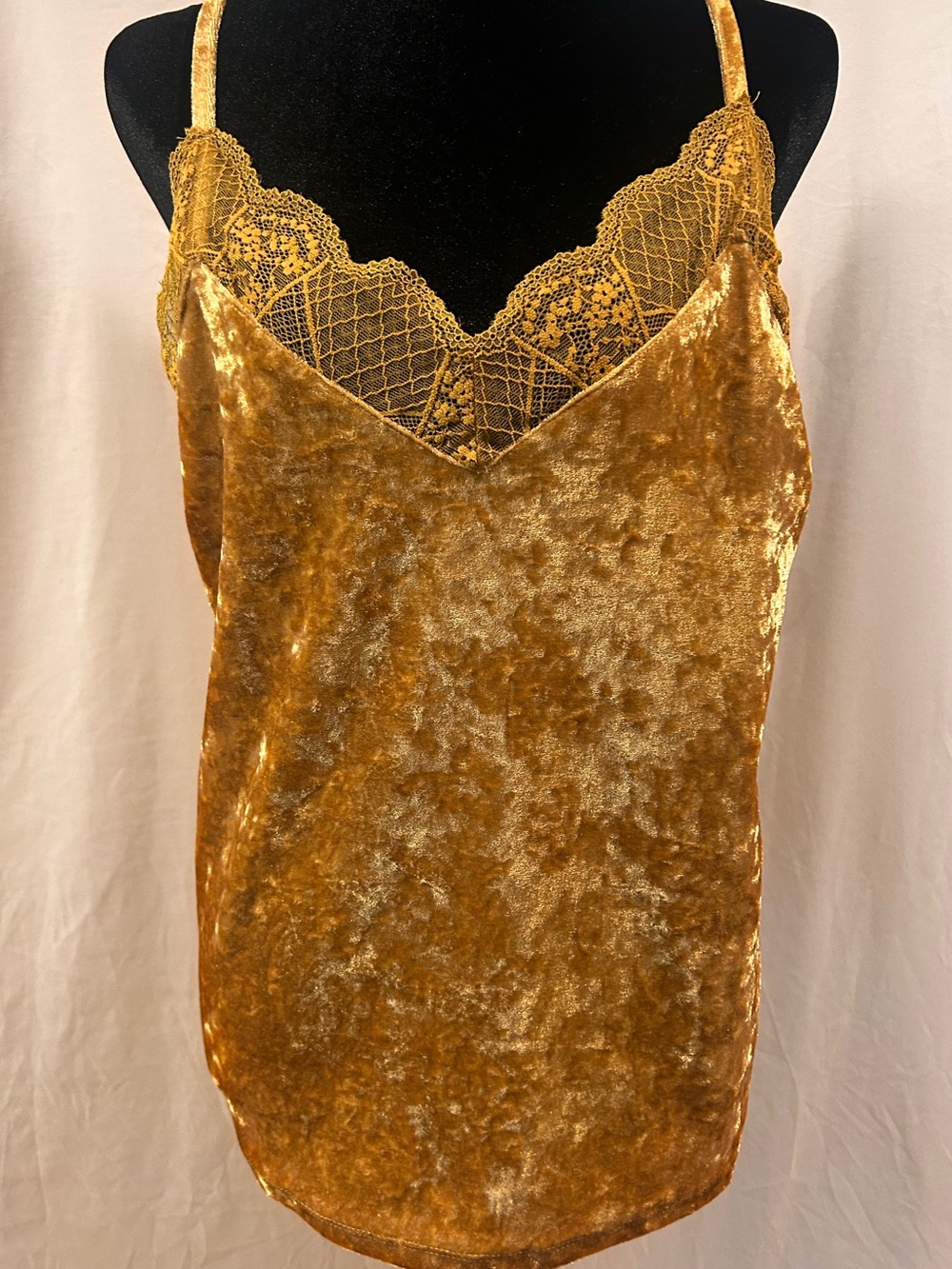 Women's Crushed Velvet Lace Cami Tank Top - Golden Mustard